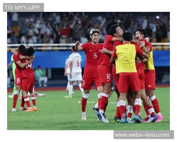 世预赛焦点战乌兹别克与中国队激战在即期待精彩对决与历史交锋